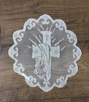 Heritage Lace Cross Design Round Doily
